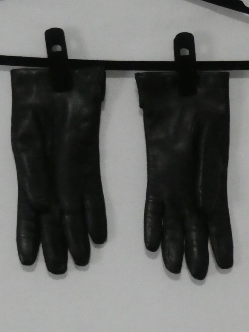 Classic Women’s Black Genuine Leather Winter Gloves Furry Fleece Lining